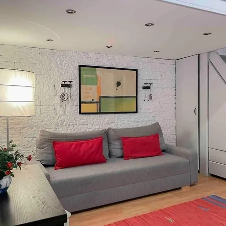아파트 B15 Downtown Cosy *